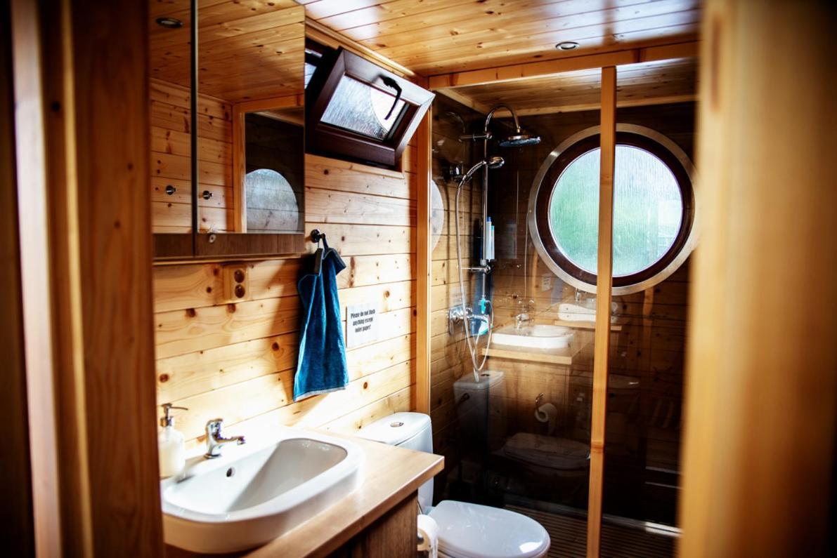Houseboat Bonanza Prague Praga Exterior foto