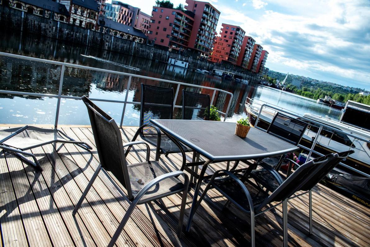 Houseboat Bonanza Prague Praga Exterior foto